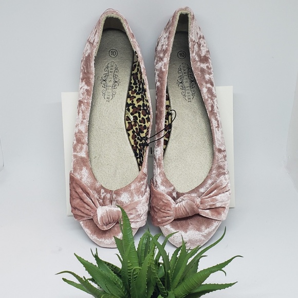Charles Albert Shoes - NWT CHARLES ALBERT Crushed Velvet Flats, Blush